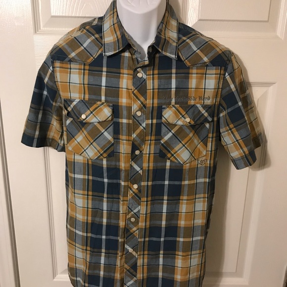 Fox SS Button Up - Picture 2 of 7